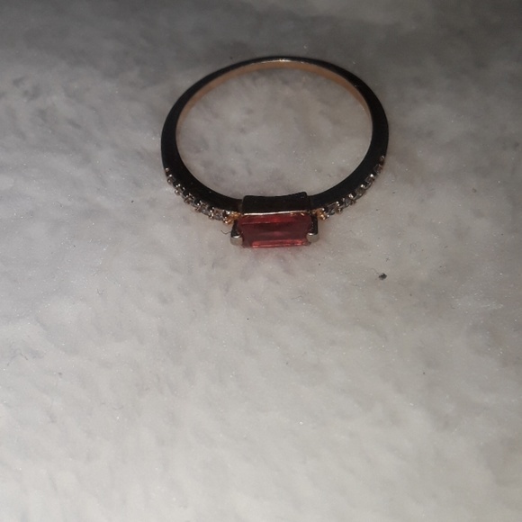 Ring - Picture 4 of 5